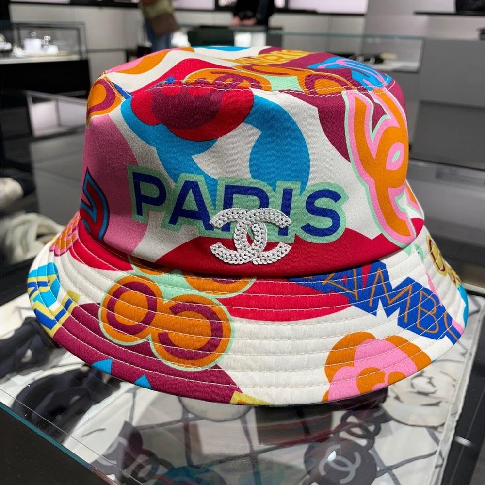 🌺Chanel 2023 rare sold out bucket hat! Size M